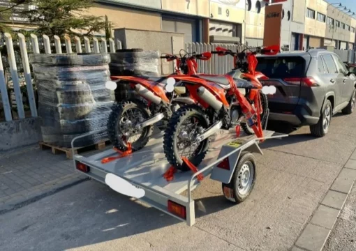 i2503967290