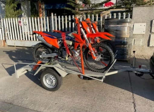 i2503967332