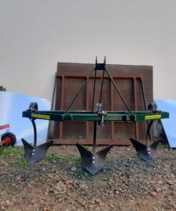 Aporcador de 3 cuerpos. Brazos de 27x27